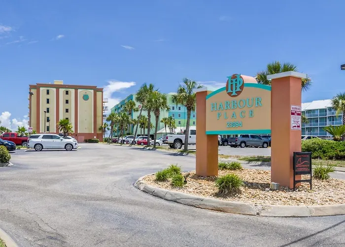 Harbor Place 206 *